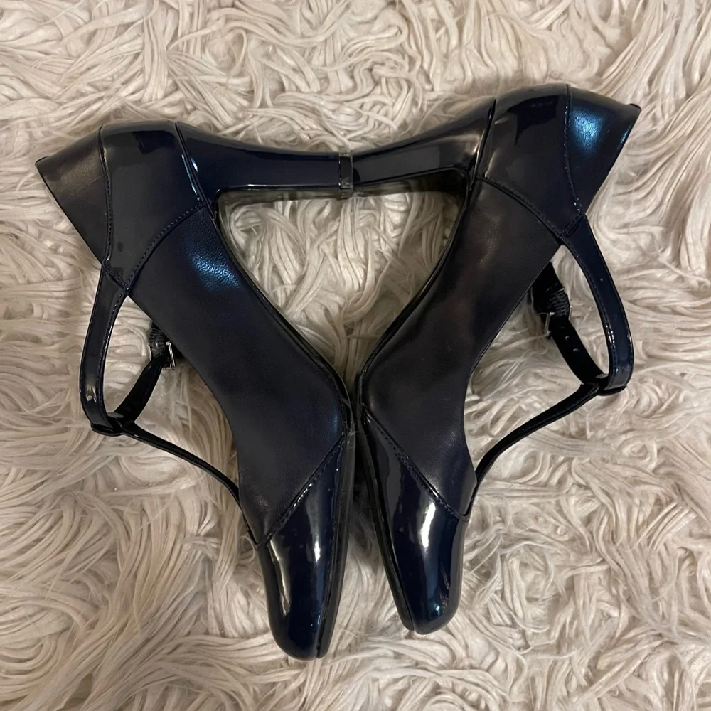 Navy | Giana Bernini | Memory Foam | Heels - Picture 12 of 15